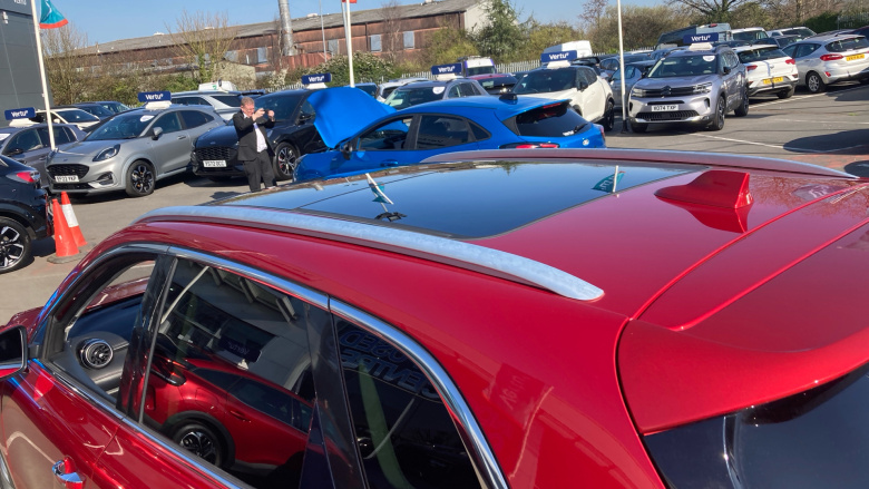 MG Hs 1.5 T-GDI Exclusive 5dr DCT Petrol Hatchback